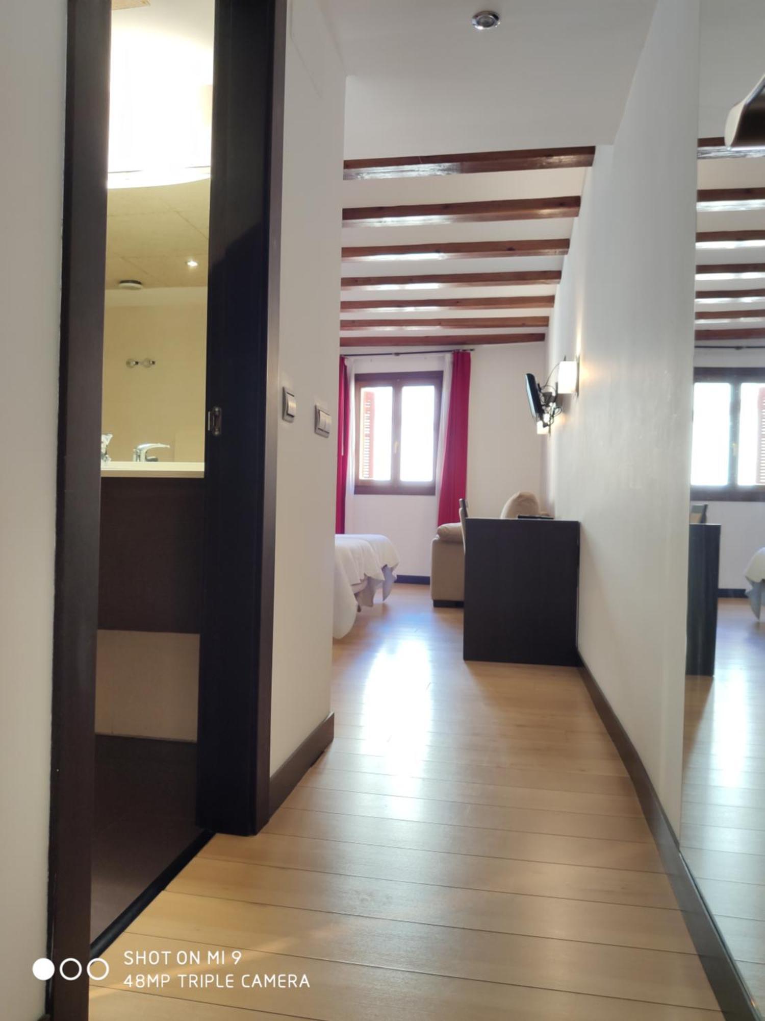 Hotel Rey Sancho Navarrete Room photo